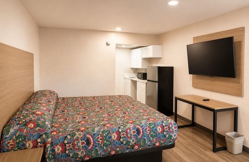 Alhambra House | Travel Inn - In Phoenix (Alhambra)