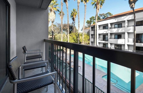 Torrance Hotel | Courtyard by Marriott Los Angeles Torrance Palos Verdes