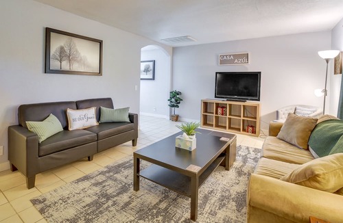 Cottonwood-Verde Village Cottage | Cozy Cottonwood Home w/Covered Patio & Gas Grill!