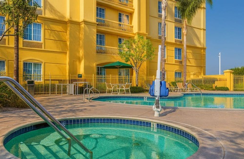 Guasti Hotel | King Bed, Non- Smoking at La Quinta Inn & Suites by Wyndham Ontario Airport