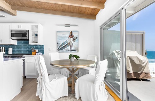 Central Malibu Condo | Ultra Premium Malibu Road Beach House with AC PRIVATE BEACH