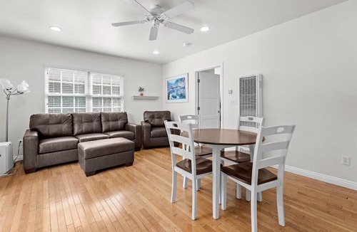 West Los Angeles Cottage | Perfect One Bedroom in Culver City/Mar Vista