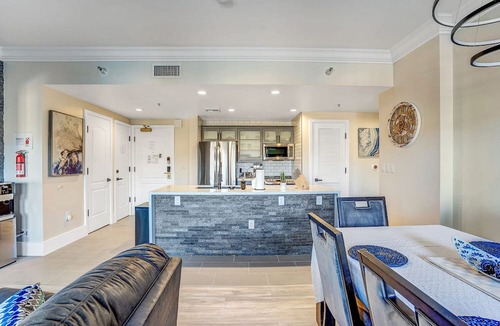 Lake Las Vegas Apartment | SVS: 2BD/2BA Lake Las Vegas Retreat | Private Balcony | Sleeps 6