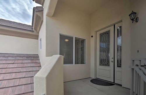 Sunridge Estates Condo | Desert Condo w/Pool ~ 3 Miles to Colorado River!