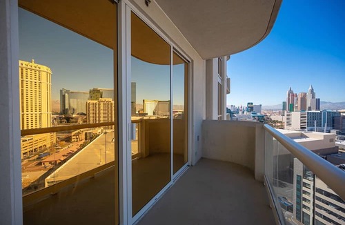 Las Vegas Condo | No Resort Fee Strip View Balcony+ Free Valet+ Pool