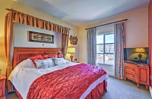 Lake Las Vegas Condo | Lake Las Vegas Condo w/Balcony, Resort Amenities!