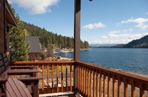 Truckee Condo | Donner Vista | Lakefront Condo with Boat Slip and Sandy Beach