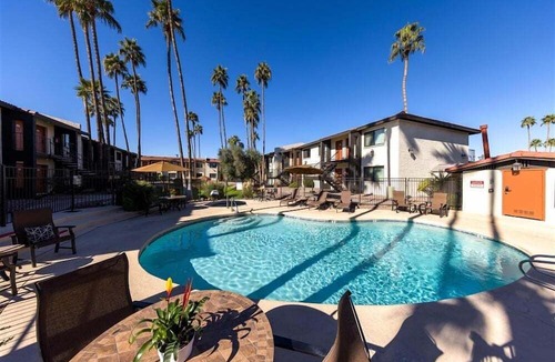 New Papago Parkway Apartment | 136 Fully Furnished Vacation Rental with Resort Amenities