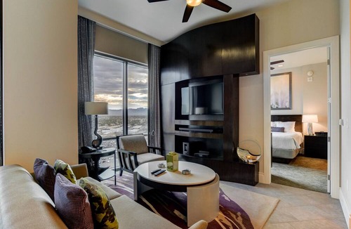 Las Vegas Condo | Wyndham Desert Blue (3 Bedroom Presidential Condo - near strip)