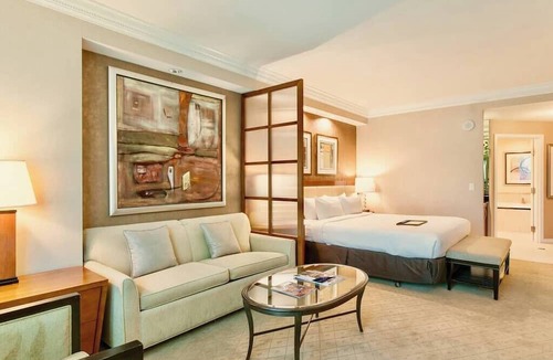 Las Vegas Condo | No Resort Fee | Strip Views, Pools & Parking