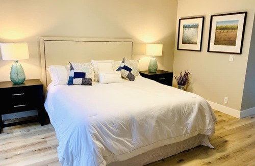 Palm Desert Condo | Beautifully Renovated 2/2 in Monterey CC with Mountain Views