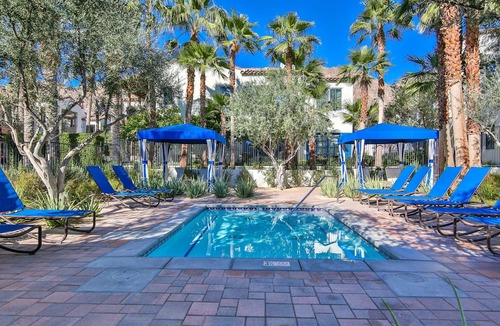 La Quinta Condo | Near Pool! Deluxe King Casita near Clubhouse - Pet Friendly! (C48)