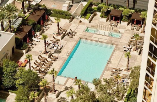 Las Vegas Condo | No Resort Fee | Balcony Strip Views, Pools & Parking