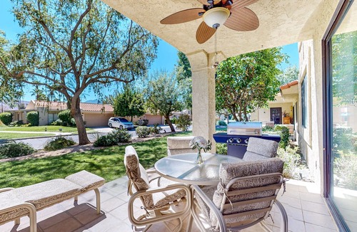 Cathedral City Condo | Bright Dog Friendly condo with inviting patio, washer/dryer on a Golf Course