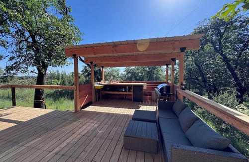 Dunlap Apartment | Crystal Pine Dome- 15 minutes to Kings Canyon/Sequoia NP