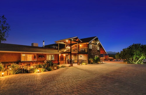 Morongo Valley House | Peaceful paradise awaits- Plenty of space for family, friends, or a retreat!