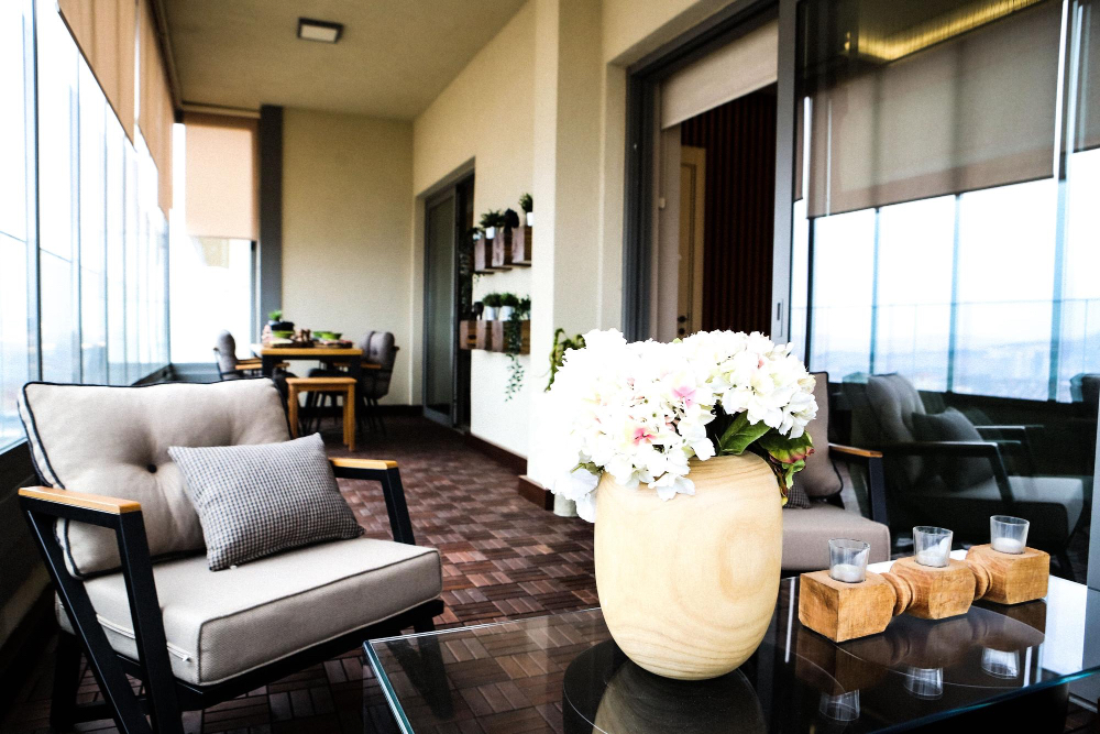 Yucca Valley Cottage | Desert Dreams with Your Furry Friend: Pet-Friendly Rental Under the Stars