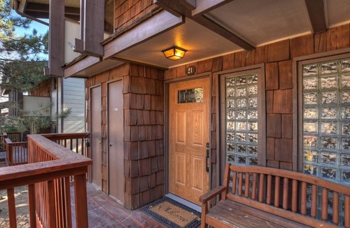Big Bear Lake Condo | Big Bear Ski In Ski Out By Destination Big Bear: Walk to Snow Summit Ski Resort! Hot Tub! Open Concept Reverse Floor Plan! Rock Fireplace!