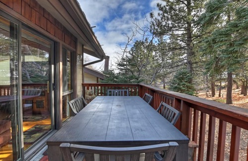 Big Bear Lake Condo | Big Bear Ski In Ski Out By Destination Big Bear: Walk to Snow Summit Ski Resort! Hot Tub! Open Concept Reverse Floor Plan! Rock Fireplace!