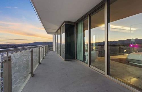 Las Vegas Apartment | Ultra Luxury Palms Place II