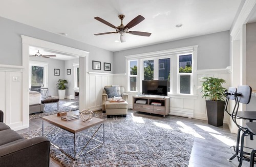 Downtown Long Beach Apartment | Arts District of Long Beach! Walking distance to the beach!