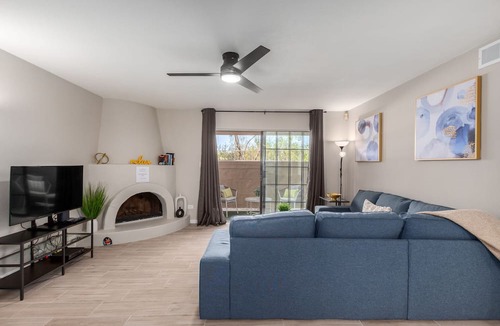 North Mountain Condo | Pickleball, 3 pools & hot tubs, gated community, free parking, New listing.