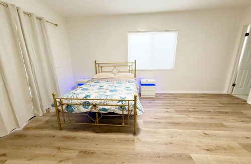 Loma Linda House | Spacious 4-bedroom house in nice Loma Linda with WiFi, AC