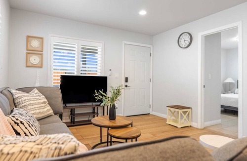 Ontario Cottage | @Marbella Lane - Serene Haven Retreat