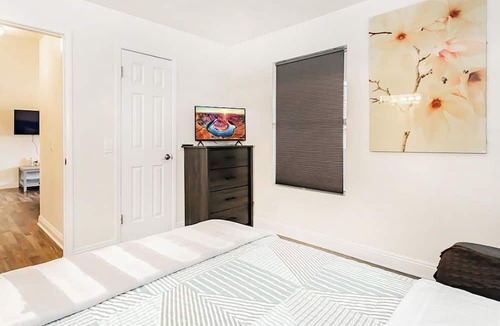 Las Vegas Condo | Awesome Strip Views! Heated Pool, Hot Tub & Gym!