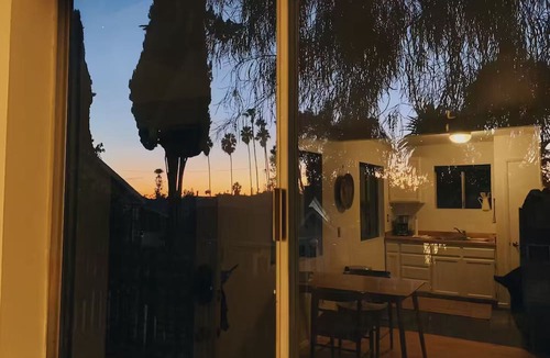 Los Feliz House | Charming back house in walkable Los Feliznn