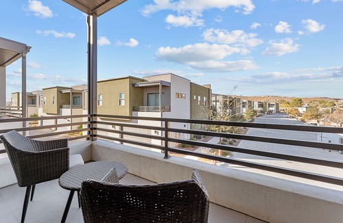Bloomington Condo | Villa #02 at Bloomington Country Club: Pool, Golf, Restaurant