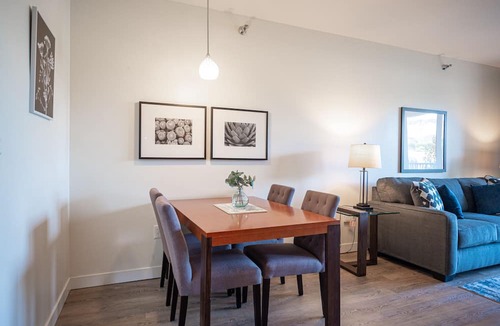 Lake Las Vegas Condo | Easy Access Suite with Lake Views!