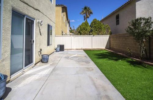 Rhodes Ranch House | Comfortable 3BR Vegas Home with Pets and Free Parking