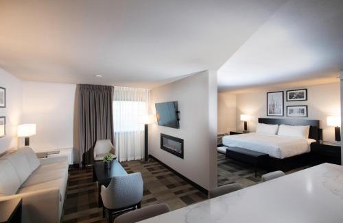 Las Vegas Hotel | Silver Sevens Hotel and Casino, a Wyndham Garden