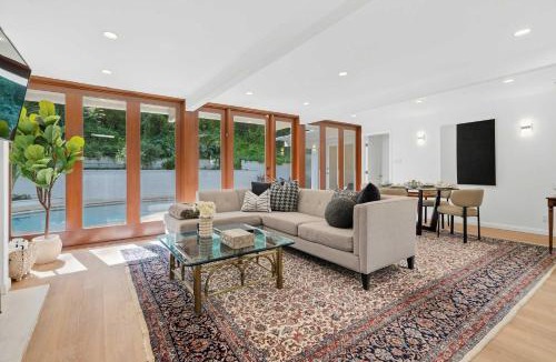 Beverly Glen House | Beverly Hills 2BR with Pool and Views No Pets by Colby and Conrad