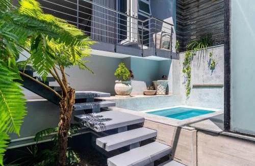 Houghton House | Montanha - Camps Bay villa 3 mins from Beta beach