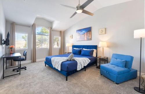 Paradise Valley Apartment | Modern 3BR Home Pets, 7 Min to Airport, Parking