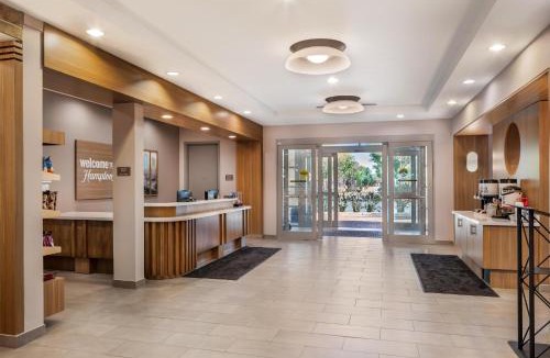 La Sierra Hotel | Hampton Inn & Suites Riverside/Corona East