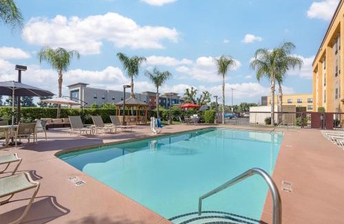 Roosevelt Hotel | Best Western Plus Fresno Airport Hotel