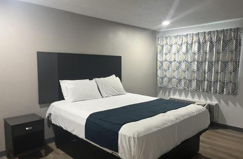 Downtown Las Vegas Hotel | Motel 6 - Las Vegas, NV – Downtown Fremont St Experience