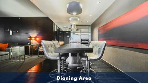 Las Vegas Hotel | 1 Bedroom Balcony Collection Living Room & Jet Tub Bath - StripSuite Palms Place Hotel, Resort & Casino - NO RESORT FEE