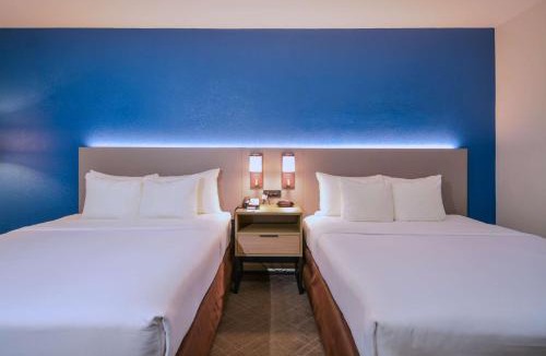 Moreno Valley Hotel | Comfort Inn & Suites Moreno Valley near March Air Reserve Base