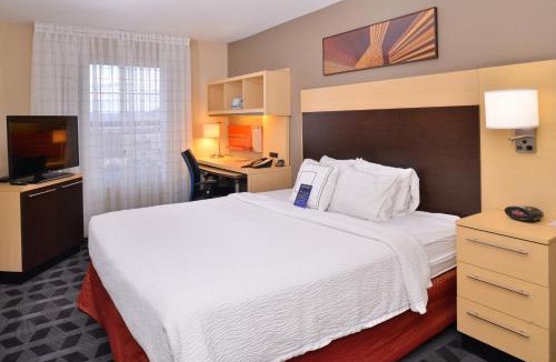 Green Valley Hotel | TownePlace Suites by Marriott Las Vegas Henderson