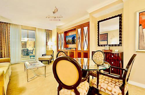 Las Vegas Apartment | Amalz Suites Collection at MGM Signature !