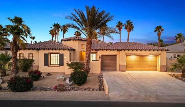 Luxurious Villa Living in Indio w/Pool/Spa