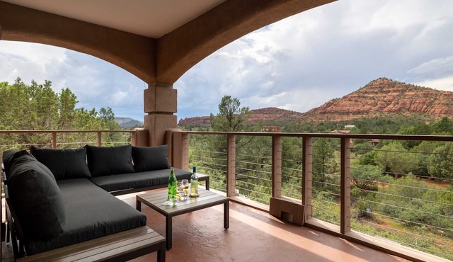 Pyramid by Avantstay Luxe Sedona Mansion w/Views, 7mins to Downtown