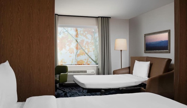 Fairfield Inn by Marriott & Suites Chino