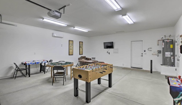 Pet-friendly Bullhead City Abode w/Game Room