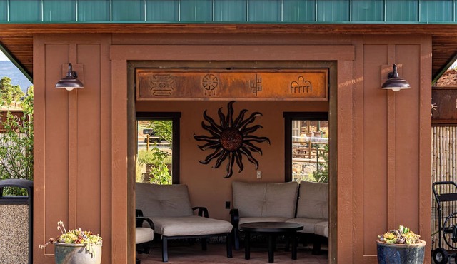 Cougar Ridge Resort