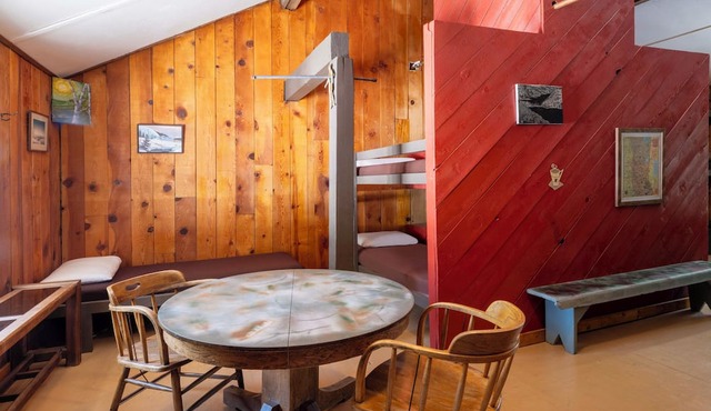 Clair Tappaan Lodge